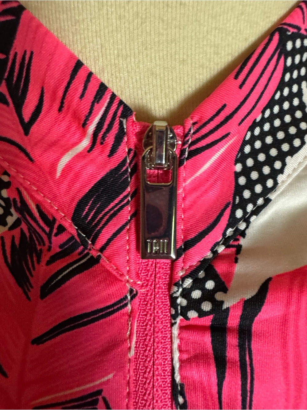 Tail Activewear sleeveless Larkin dress Sabel Sunset print Size Large - Picture 5 of 14